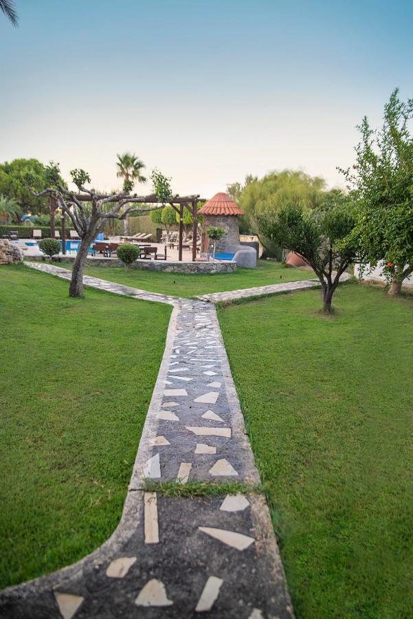 Sitia Oceanides Apartment Bagian luar foto