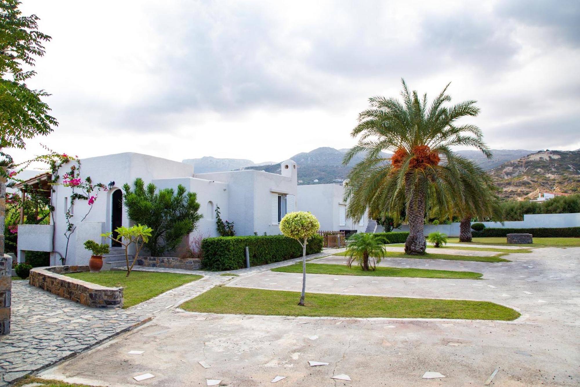 Sitia Oceanides Apartment Bagian luar foto