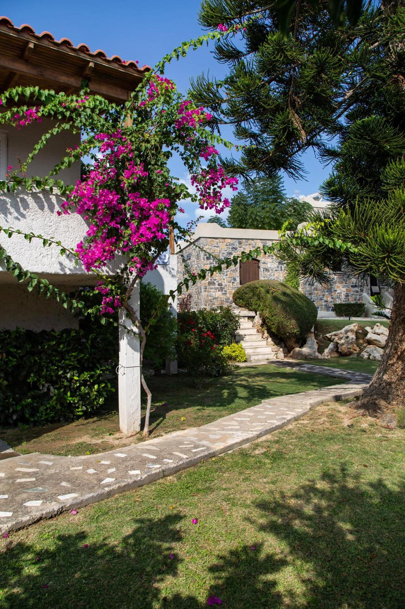 Sitia Oceanides Apartment Bagian luar foto