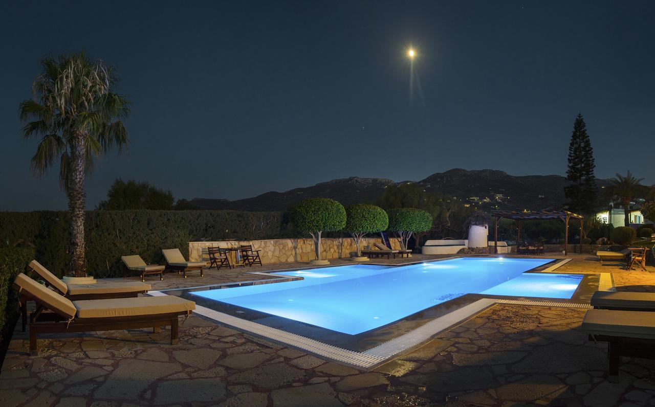 Sitia Oceanides Apartment Bagian luar foto